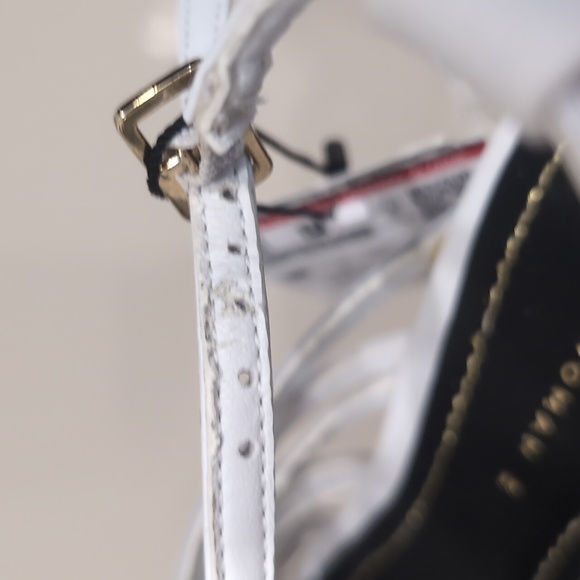 NWT Strappy heels - Picture 14 of 14